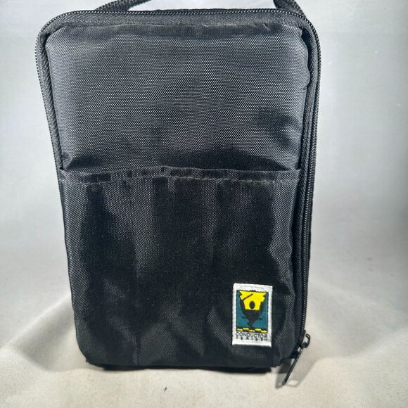 Conductor Series Black Nylon CD Carrying Case With Zip Closure & Divider Panels - Picture 1 of 4
